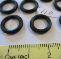 110 O-ring. 3/8″ ID x 9/16″ OD x 3/32″ thick. Buna-70. Quan 5.