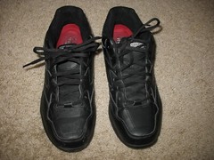 Skechers Relaxed Fit Memory Foam Slip Resistant Work Shoes Black Men’s 9.5