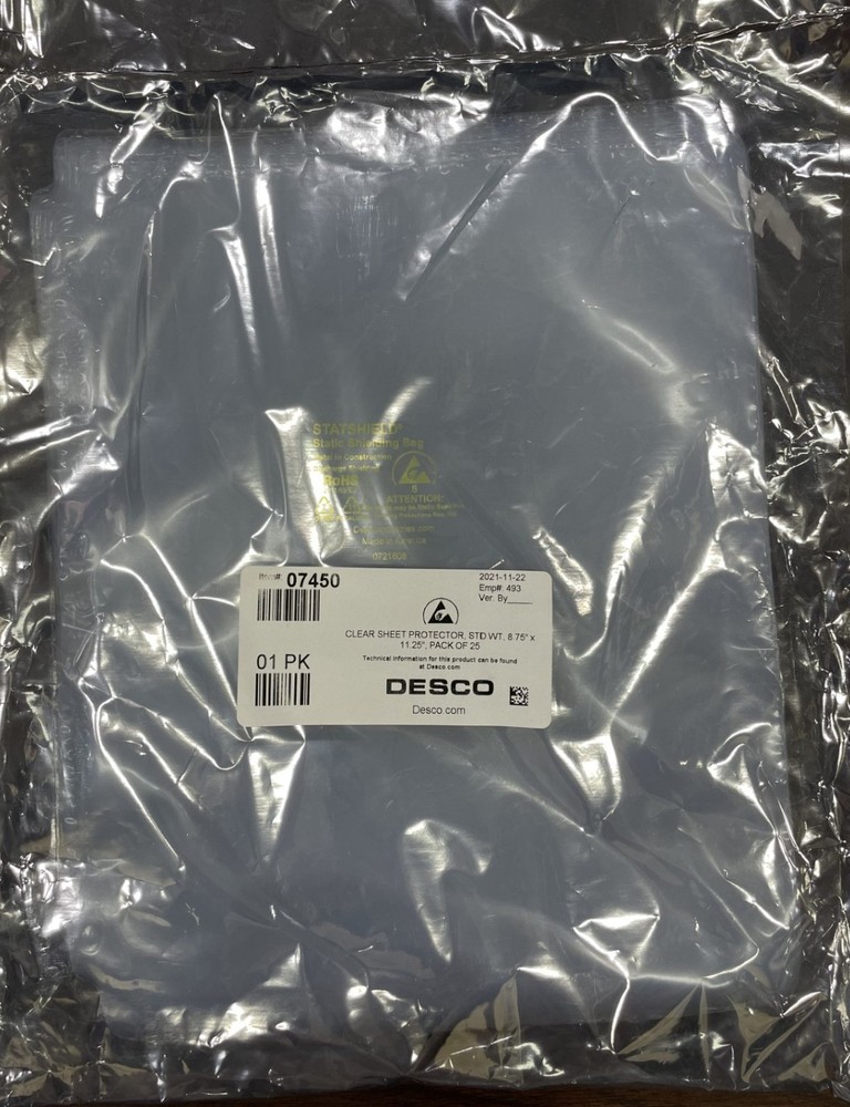 Desco 07450 ESD-Safe Sheet Protectors 3 Hole Punched 3 mil, 8-3/4″x11-1/4″ 25/Pk