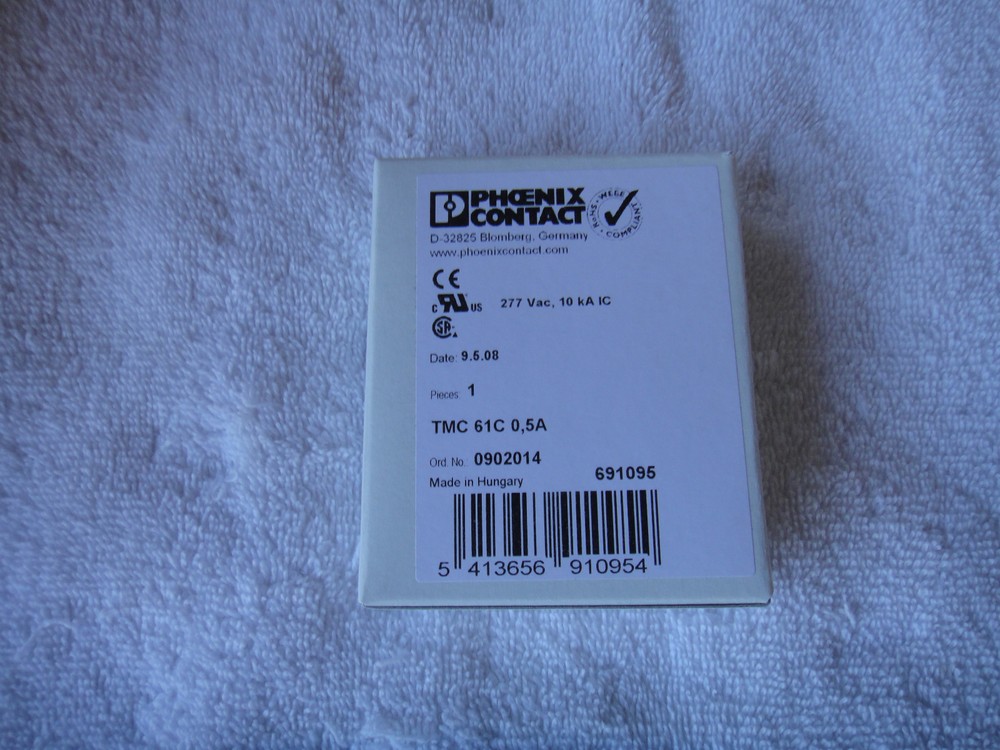 NIB Phoenix Contact 0.5 Amp Circuit Breaker TMC 61C 0.5A TMC61C0.5A