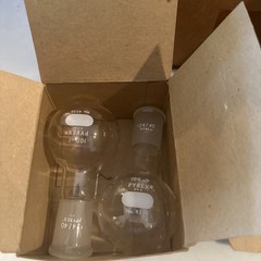 2 Boxes of 2 – 100ml Pyrex 4320 Boiling Flask, Round bottom, Short Neck, 24/40