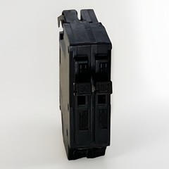 A230 30A 2 POLE SYLVANIA Challenger CIRCUIT BREAKER A 120/240 VAC Side Mount