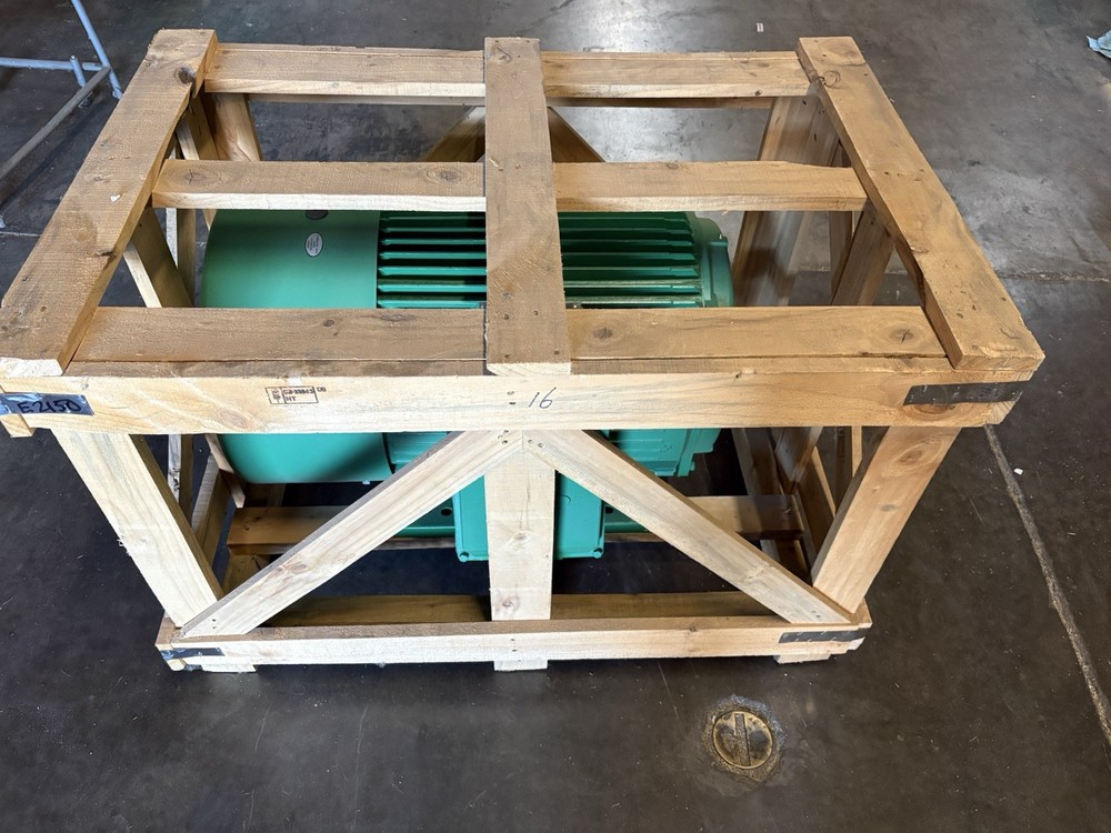 150 HP 3600 RPM TEFC Electric Motor 230/460