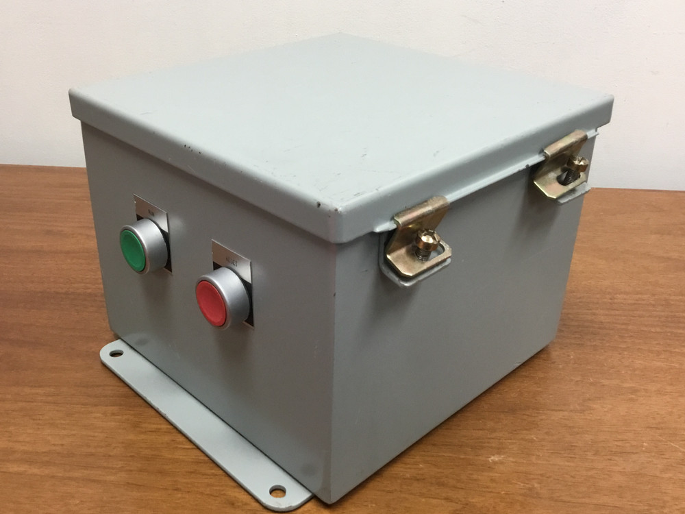 B-Line Systems – Type 12 & 13 – 8″ x 8″ x 6″ Enclosure with 3 Relays and 2 PB’s