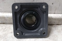 NTN UCFUX-2.1/2M 2-1/2 In Bore Diameter Cast Iron Housing 4 Bolt Flange Bearing