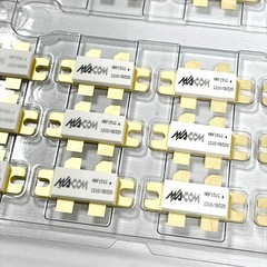 M/A-COM MRF151G MRF151 RF Power Amplifier Transistor 300 W 50 V 175 MHz NEW