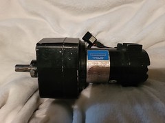 Leeson Permanent Magnet DC Gear Motor CM24D25NZ10A With Motor Control
