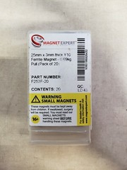 MAGNET EXPERT 25mm x 3mm thick Y10 Ferrite Magnet 0.69kg Pull – 20 Pack F253F-20