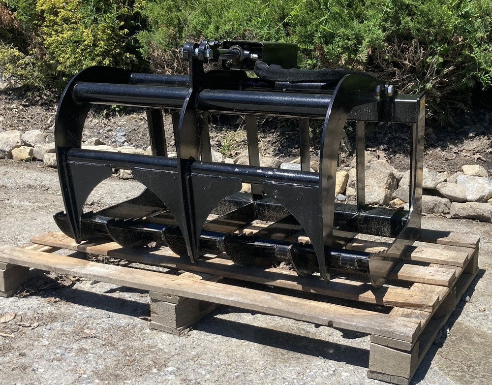 SingleCylinder 40in Root/Brush Grapple for Bobcat MT WalkBehind/Standon Loaders