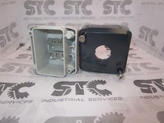 XALD01 Original SCHNEIDER Empty control station Harmony for 22mm Fast Shipping