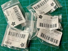 Lot of 10pcs Adafruit Aluminum SMD/SMT Heat Sinks, 0.5 x 0.5in [12.7mm], 1/2″