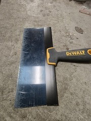DEWALT Drywall 10″ Blue Steel Taping Knife w/ Soft Grip Handle | DXTT-2-126