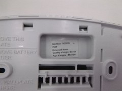 Honeywell FocusPro 5000 Non-Programmable 2 Heat/2 Cooling Thermostat
