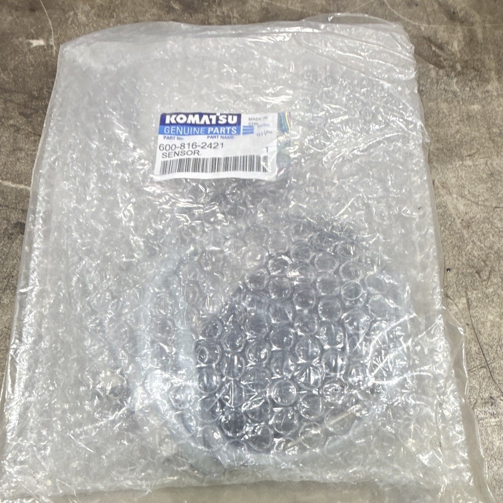 Komatsu Genuine Parts Sensor 600-816-2421 MPN 600-816-2421 Sensor