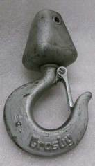 CROSBY CB 1 TON CAPACITY HOIST HOOK 1/4″ Socket Head Clevis #