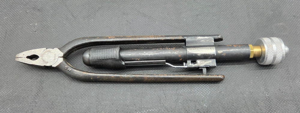 BLUE POINT MODEL WT11D AVIATION WIRE TWISTER AND CUTTER PLIERS