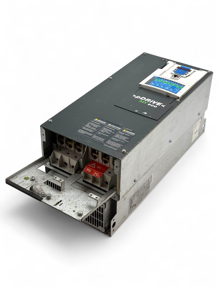 Schneider Electric MX eco 4V30 ME4D30AAA pDRIVE