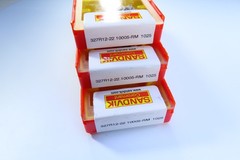 LOT 3 BOXES ( 6 PCS ) SANDVIK COROMANT 327R12-22 10005-RM 1025 CARBIDE INSERTS