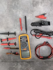 Fluke 1587 FC Insulation Multimeter with Case and Leads (PD2104402)