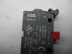 ABB MCB-01 CONTACT BLOCK LOT OF 2 NSNP