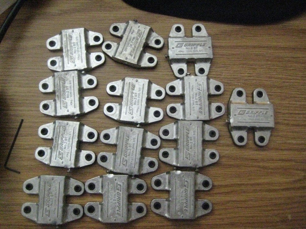 Lot of 13 Gripple Cable Butterfly Hanger No. BT-2 100LBS Capacity