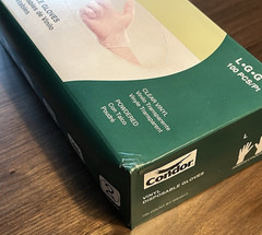 CONDOR Vinyl Powdered Disposable Gloves – Case of 1000 (10 packs of 100)