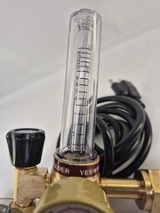 Yes Welder CO2 Regulator With 110V Solenoid Valve