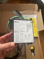 Panduit VeriSafe 2.0 Absence of Voltage Tester (VS2-AVT-1PB-16)