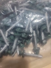 Qty 325 12x 1-1/2″ Hex Head w/w Metal Roofing/Wall to Metal Framing Screws Green