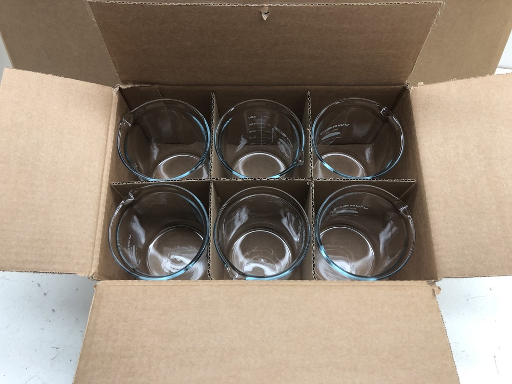 (QTY.36) VWR 10754-956 600mL LOW FORM GLASS BEAKER 6 CASES/6 PER CASE