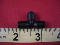 Legris 3104 04 00 Qty (10) Union Tee Fitting 31040400 Black Tube Lot 5/32″ 4mm