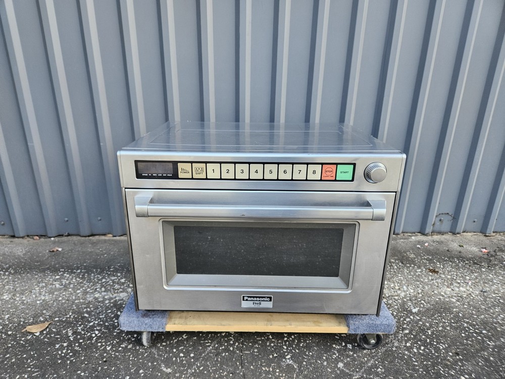 Panasonic Pro 2 Sonic Steamer Microwave | NE-3280 3200 Watt 208/240 1 Phase