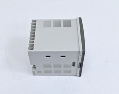 Yamatake SDC21 / C215GA00101 Temperature Controller AC100-240V 50/60Hz 18VA Max