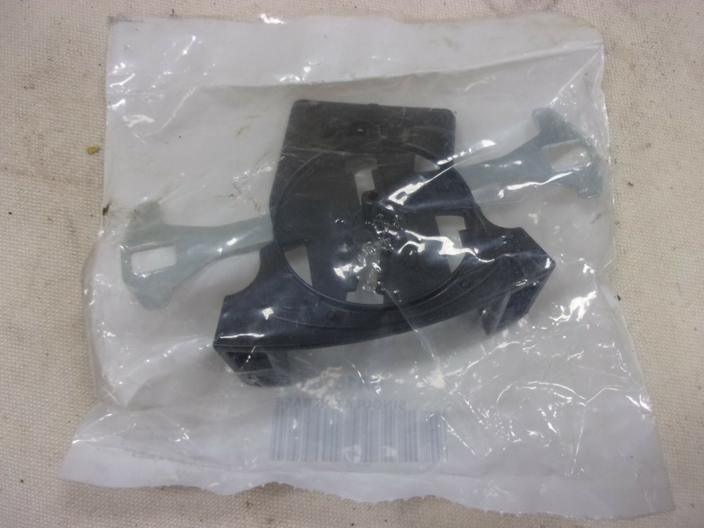 Kinze Singulator Planter Seed Meter Flow Grain Drill Base Part # GA18768