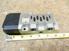 SMC US4436 ? Solenoid Valve Base 1/4″ NPT