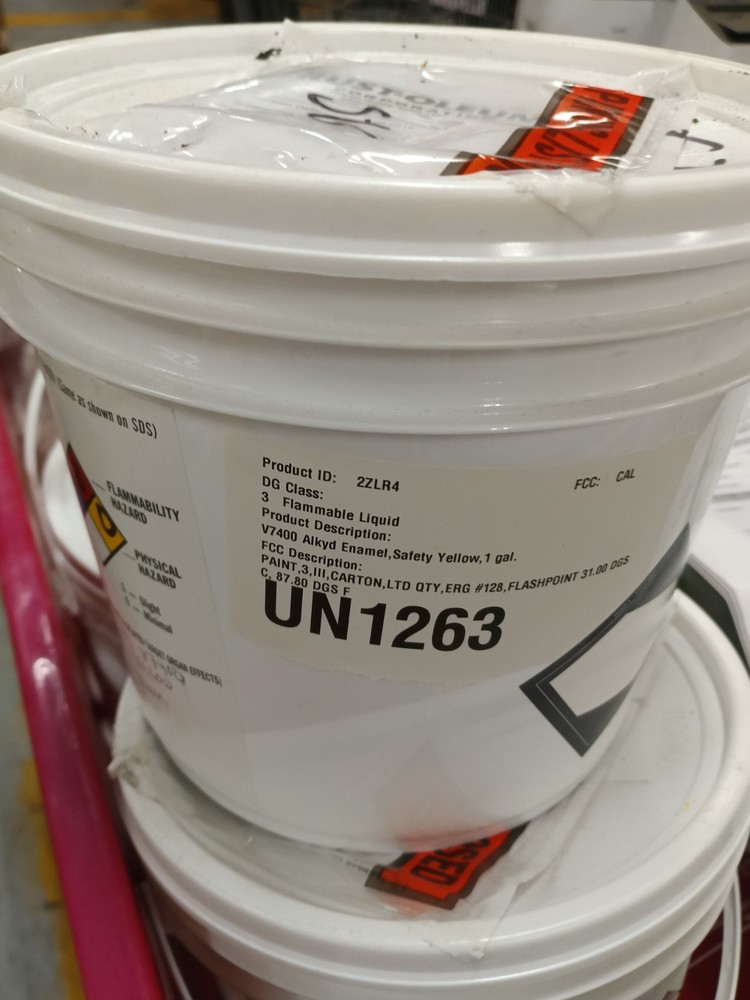 Rust-Oleum V7400, Safety Yellow, Alkyd Enamel 1 Gal Granger Repack, 218
