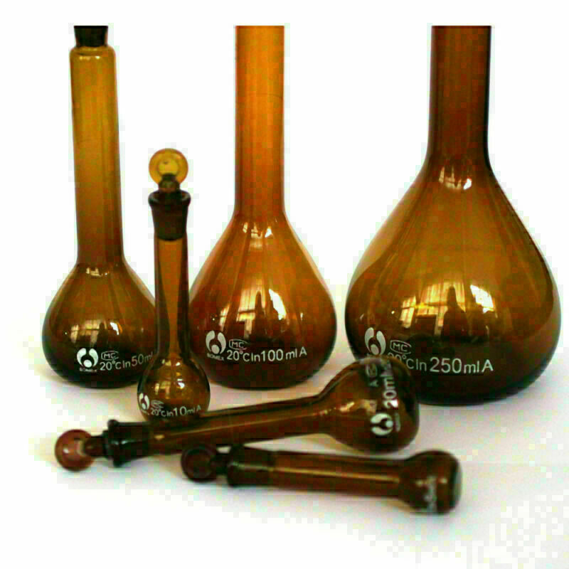 5/10/20/25/50/100/250ML Borosilicate Amber Glass Volumetric Flask with Stopper