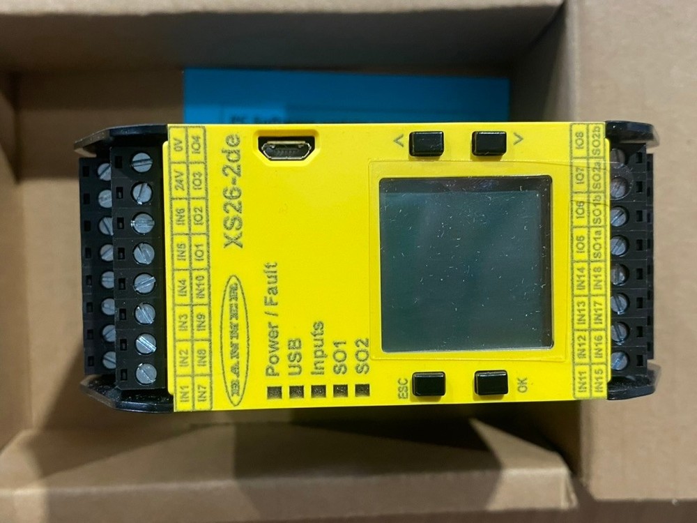 Banner XS26-2DE Expandable Safety Controller 85064 55C Max 24VDC 100mA