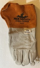 MCR Safety 4952L Welding Gloves Size: L 100% Cowhide Leather