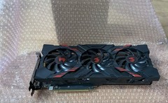 AMD Vega 56 8GB Powercolor Red Dragon Barely Used