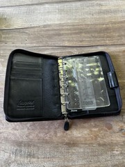 Vintage Filofax Pocket Durham Black Deluxe Leather Zip Organizer 6 Ring Planner