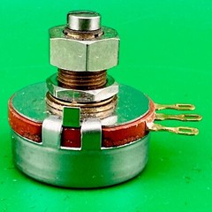 25,000 Ohm 2W Ohmite Potentiometer ~ Linear ~ Type AB ~ CLU2531 ~ Lock Nut NOS