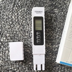 TDS & EC Water Quality Tester Meter 0-9999 ppm 0-9990 µS/cm Range