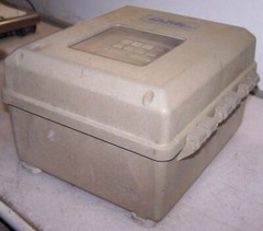 NEW ROSEMOUNT 1054 A ENCLOSED TOTAL FREE CHLORINE ANALYZER 115 VAC