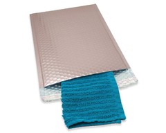 Nude Pink & Holographic Bubble Mailer 9.5×13 Metallic Foil Padded Envelopes Pack