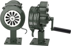 BASE MOUNT LOUD! HAND CRANK MANUAL OPERATED AIR RAID ALARM METAL PORTABLE SIREN