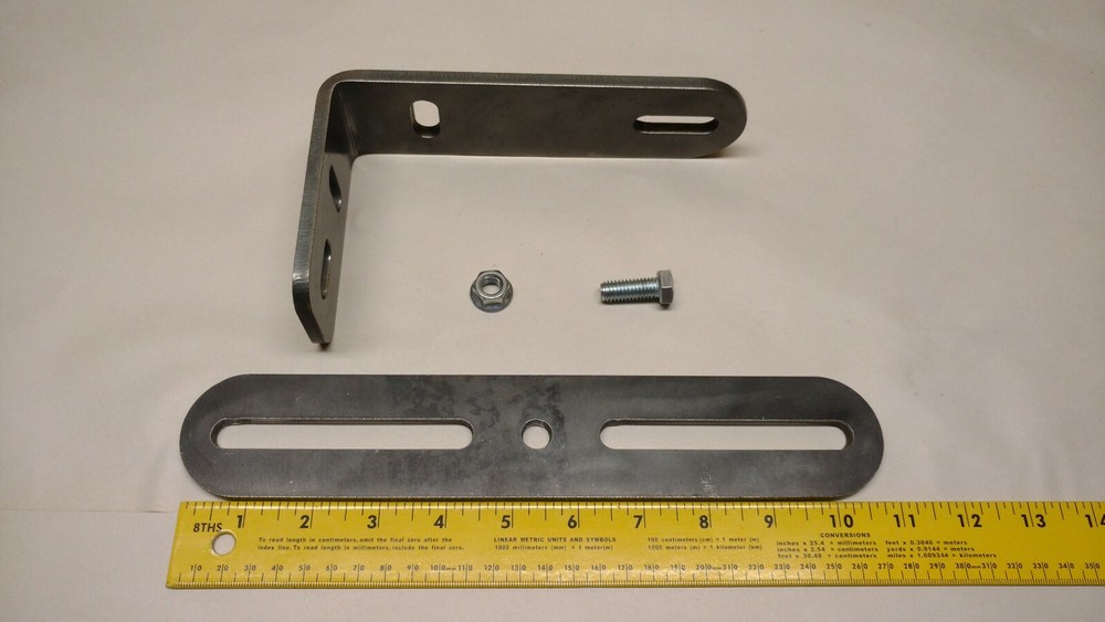 UNIVERSAL TRACTOR MONITOR MOUNTING BRACKET KIT – JOHN DEERE – CASE IH – AGCO