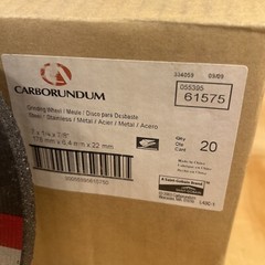 Carborundum (61575) 7″ x 1/4″ x 7/8” Aluminum Oxide Grinding Wheel – Lot of 20