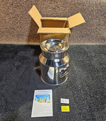 14L Cow Electric Milking Machine Automatic Rechargeable Battery Powered, Silver