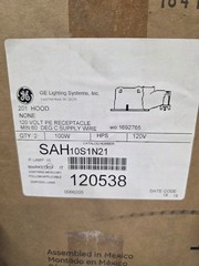 2 NOS Hps GE 201 Hood Light Fixture 100w 120v High Pressure Sodium